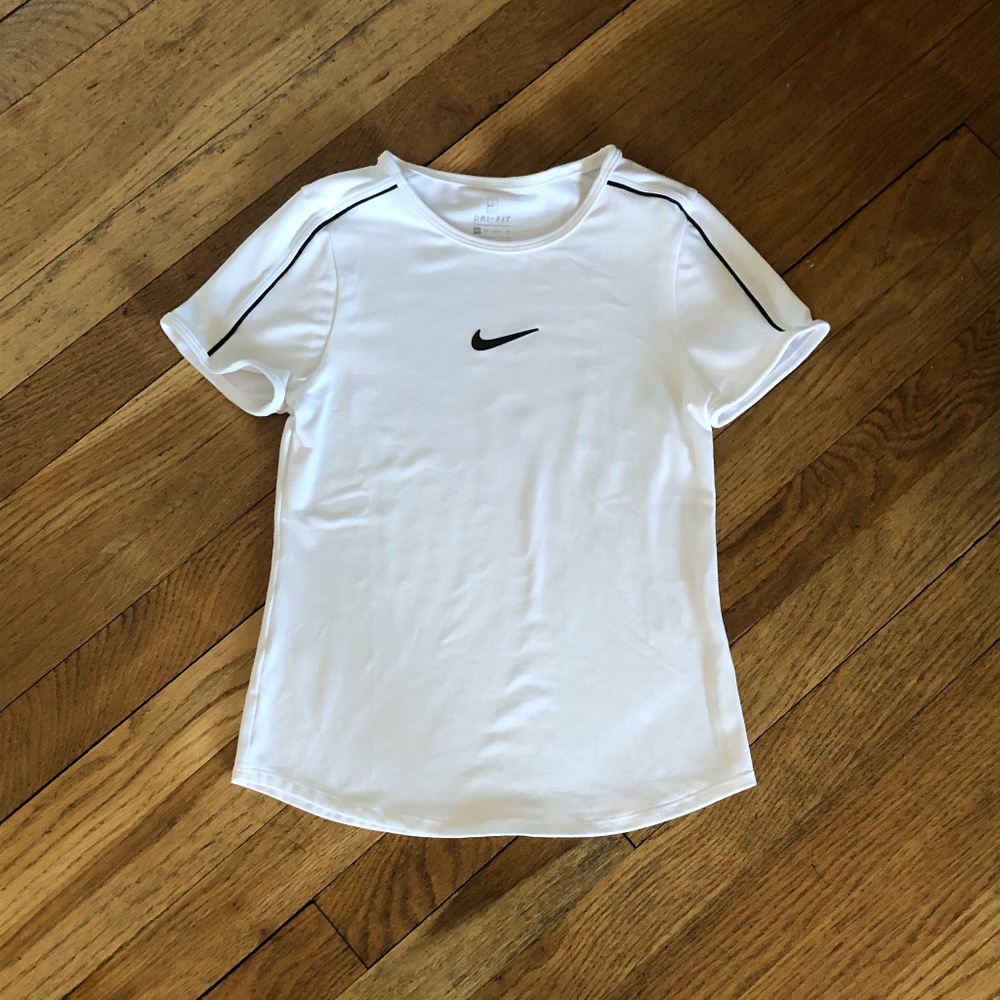 White Nike Athletic Shirt XS